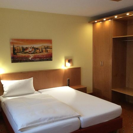 Landhotel Heiner Meyer Wahrenholz Bilik gambar